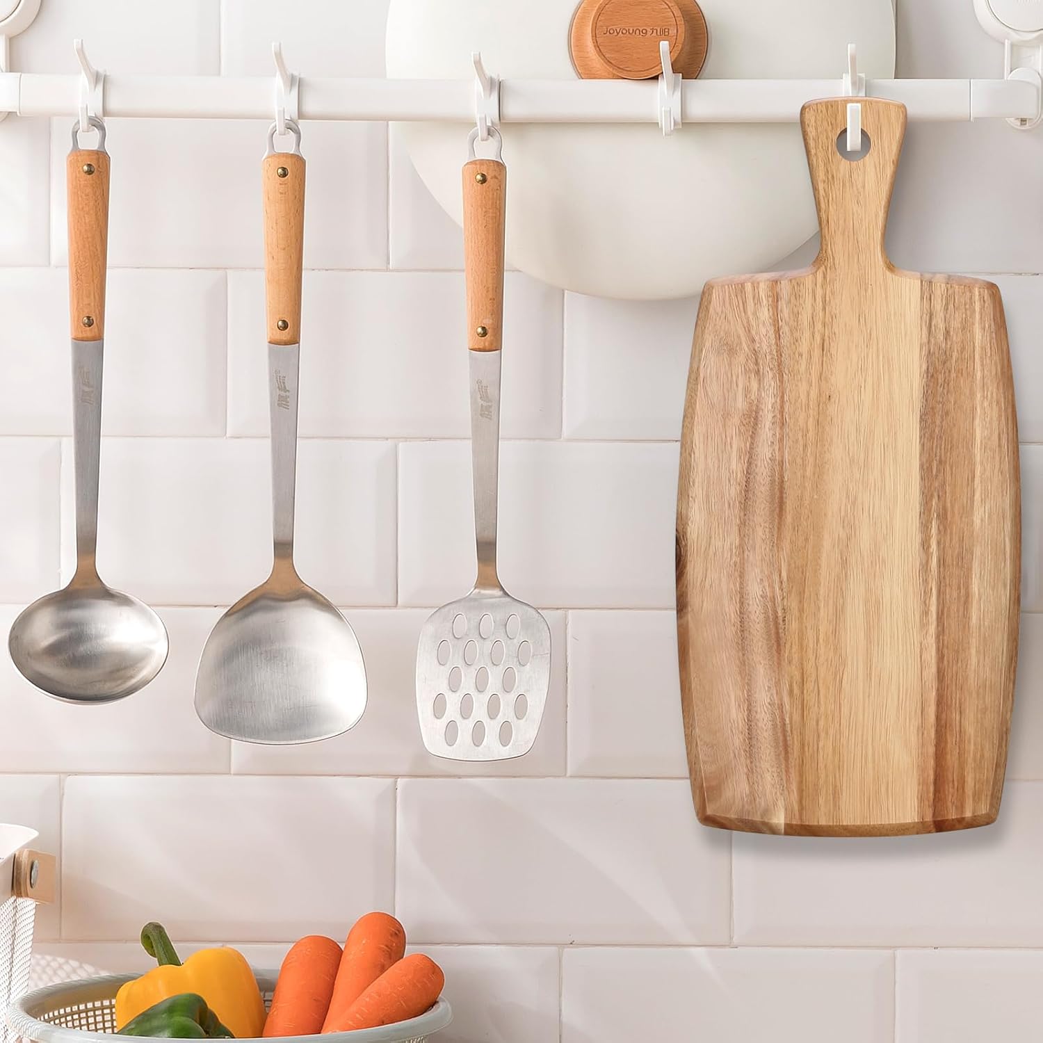 rms 17" x 10" acacia wood chopping board – sustainable, knife friendly cutting surface with handle – perfect for charcuterie, meat, fruit & cheese serving rms 17" x 10" acacia wood chopping board – sustainable, knife friendly cutting surface with handle – perfect for charcuterie, meat, fruit & cheese serving